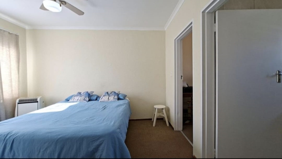1 Bedroom Property for Sale in Kannoniers Park North West